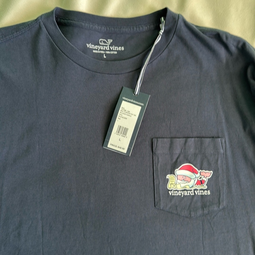 Vineyardrd Vines Long Sleeve Navy Blue Christmas Tshirt New with Tags